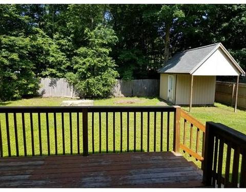 496 Cooley St, Springfield, MA 01128 photo 6