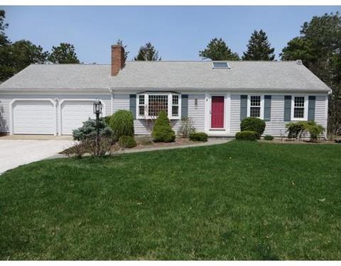 2 Robert Rd, Harwich, MA 02645 photo 1