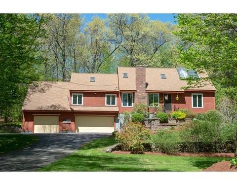 100 Maple St, Sterling, MA 01564 photo 2