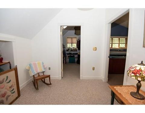 100 Maple St, Sterling, MA 01564 photo 9