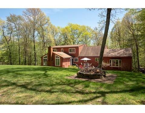 100 Maple St, Sterling, MA 01564 photo 4