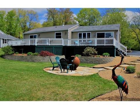 10 Fairfield St, Webster, MA 01570 photo 1