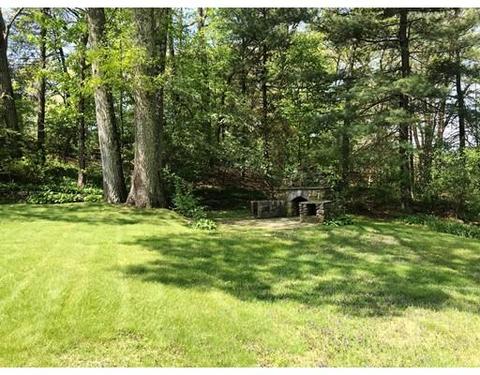 64 Clarke Cir, Needham, MA 02492 photo 3