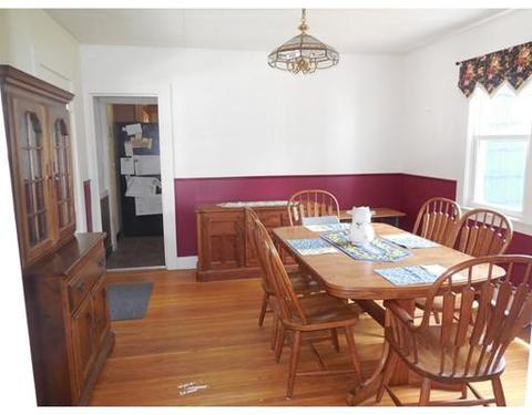 316 Main St, Easthampton, MA 01027 photo 11