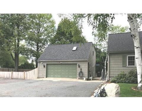 37 Tower St, Dedham, MA 02026 photo 3