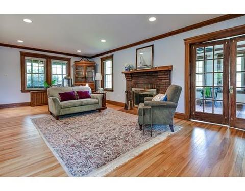 72 Beaufort Ave, Needham, MA 02492 photo 4