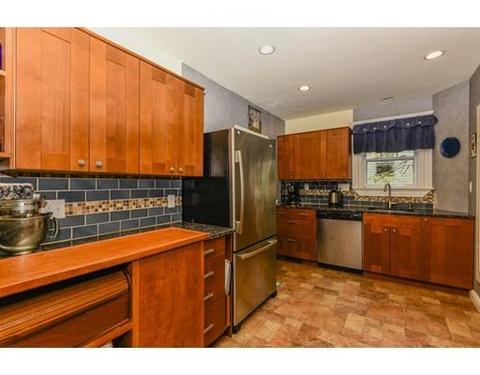 8 Reed St, Dedham, MA 02026 photo 9