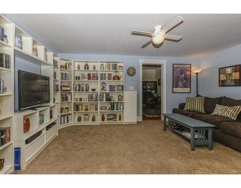 8 Reed St, Dedham, MA 02026 photo 6