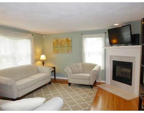 49 Comet Rd, Methuen, MA 01844 photo 4