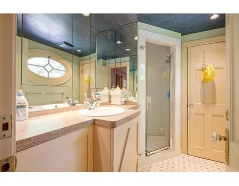 133 Richardson Dr, Needham, MA 02492 photo 17