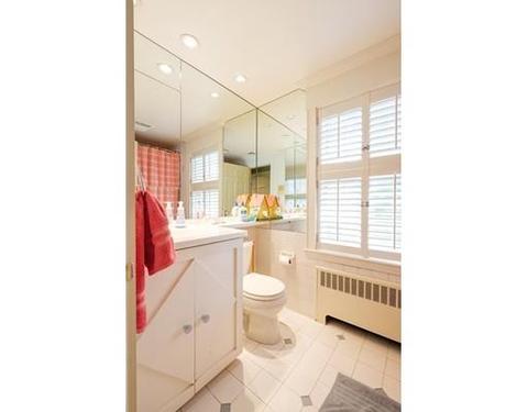 133 Richardson Dr, Needham, MA 02492 photo 20