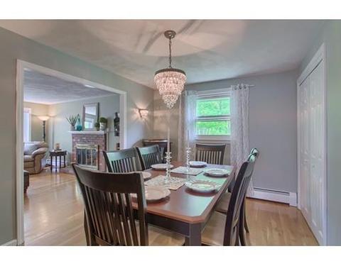 2 D St, Reading, MA 01867 photo 7