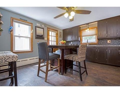 33 Bauer St, Worcester, MA 01603 photo 4