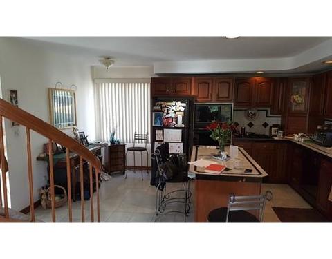 4 Ridge St, Worcester, MA 01604 photo 9