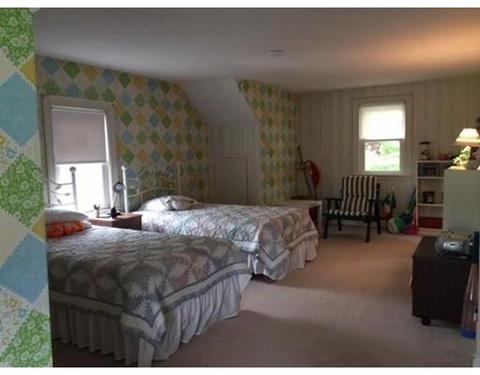 4 Roy Ave, Beverly, MA 01915 photo 5