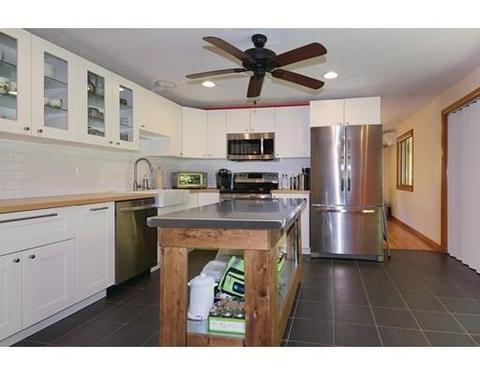 235 North St, Upton, MA 01568 photo 10