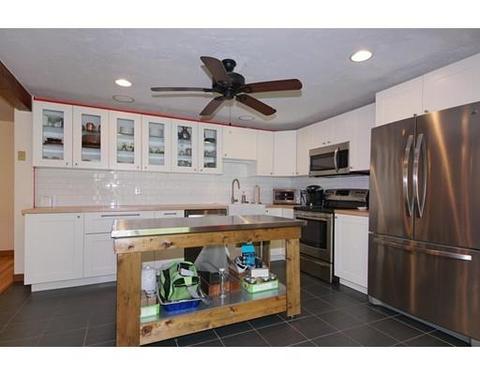 235 North St, Upton, MA 01568 photo 9