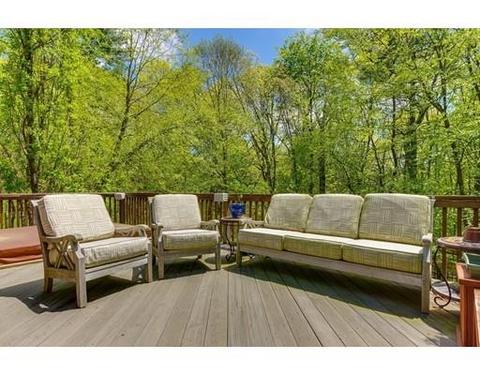 235 North St, Upton, MA 01568 photo 5