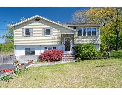 84 Eaton St, Reading, MA 01867 photo 2