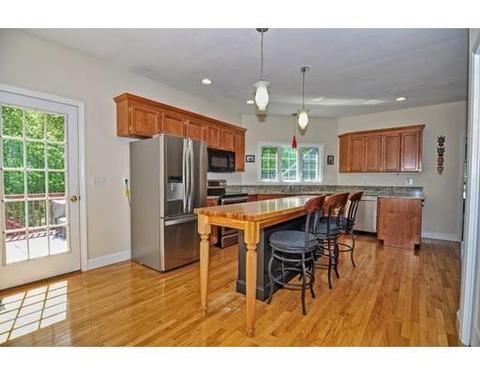 60 Blackstone St, Mendon, MA 01756 photo 8
