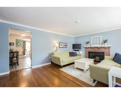150 Farm St, Millis, MA 02054 photo 4