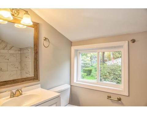 76 Emmet St, Springfield, MA 01119 photo 25