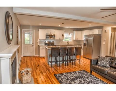 76 Emmet St, Springfield, MA 01119 photo 6