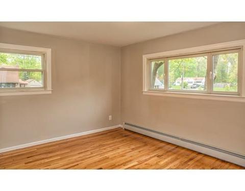 76 Emmet St, Springfield, MA 01119 photo 16