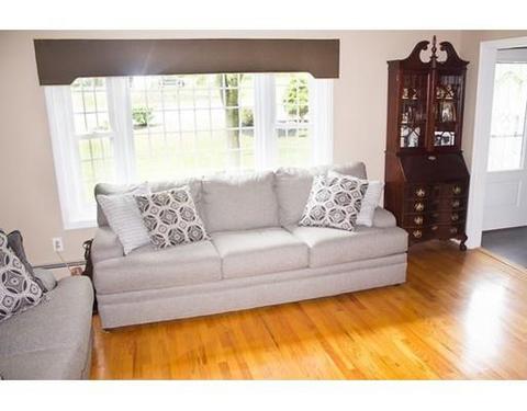 2 Juniper Rd, Franklin, MA 02038 photo 10