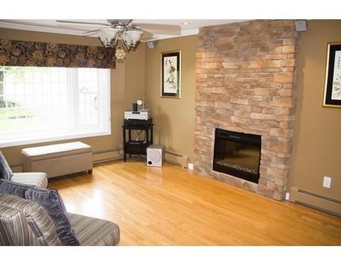 2 Juniper Rd, Franklin, MA 02038 photo 6