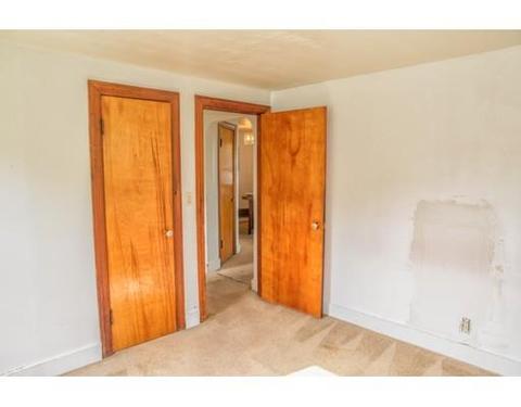 111 Ashbrook St, Springfield, MA 01118 photo 12