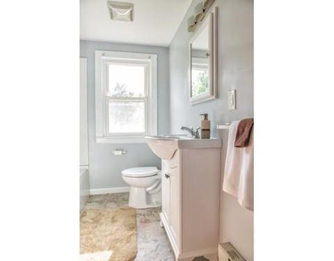 111 Ashbrook St, Springfield, MA 01118 photo 13