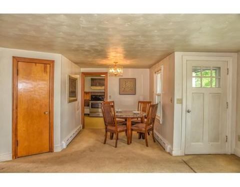 111 Ashbrook St, Springfield, MA 01118 photo 8