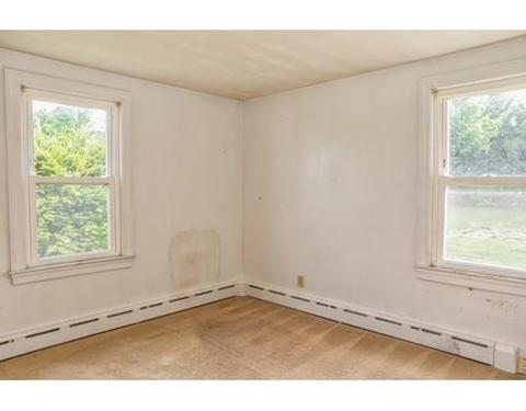 111 Ashbrook St, Springfield, MA 01118 photo 11