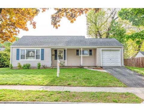 111 Ashbrook St, Springfield, MA 01118 photo 1