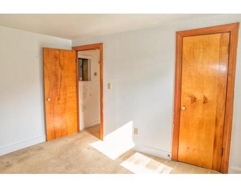 111 Ashbrook St, Springfield, MA 01118 photo 16