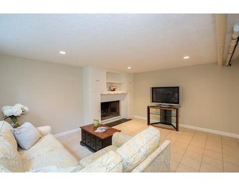 9 Thackeray Rd, Wellesley, MA 02481 photo 21
