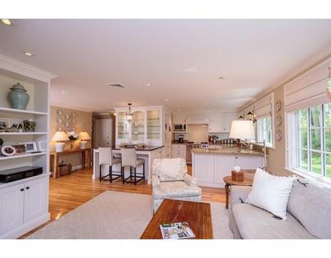 9 Thackeray Rd, Wellesley, MA 02481 photo 8