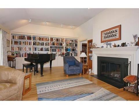 8 Meadowbrook Rd, Dover, MA 02030 photo 3