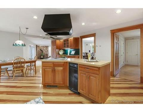 223 E Main St, Georgetown, MA 01833 photo 10