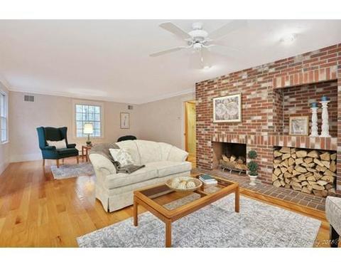 223 E Main St, Georgetown, MA 01833 photo 8