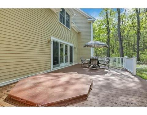 223 E Main St, Georgetown, MA 01833 photo 25