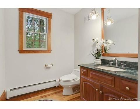 223 E Main St, Georgetown, MA 01833 photo 15