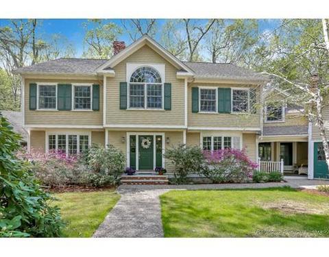 223 E Main St, Georgetown, MA 01833 photo 2