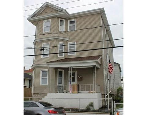 33 16th St, Fall River, MA 02723 photo 2