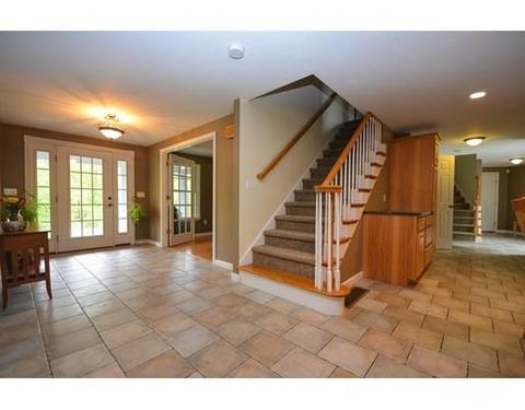 410 Boston Rd, Sutton, MA 01590 photo 3