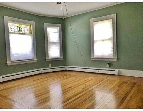 36 Cornish St, Lawrence, MA 01841 photo 5