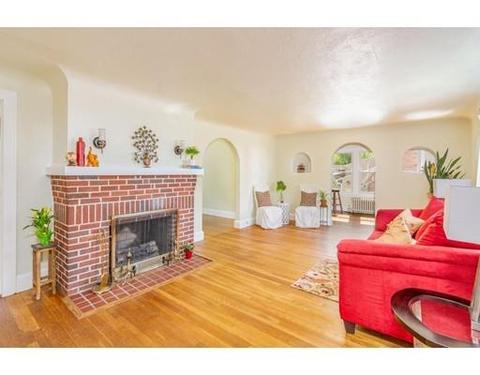 702 Allen St, Springfield, MA 01118 photo 14