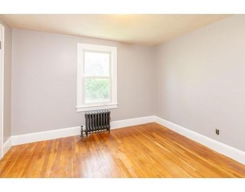 702 Allen St, Springfield, MA 01118 photo 19