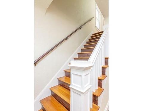 702 Allen St, Springfield, MA 01118 photo 16